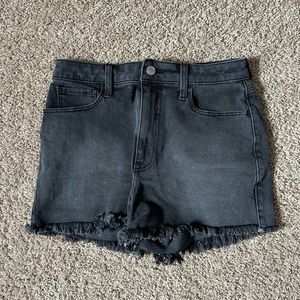 Hollister ultra high-rise mom shorts 3”